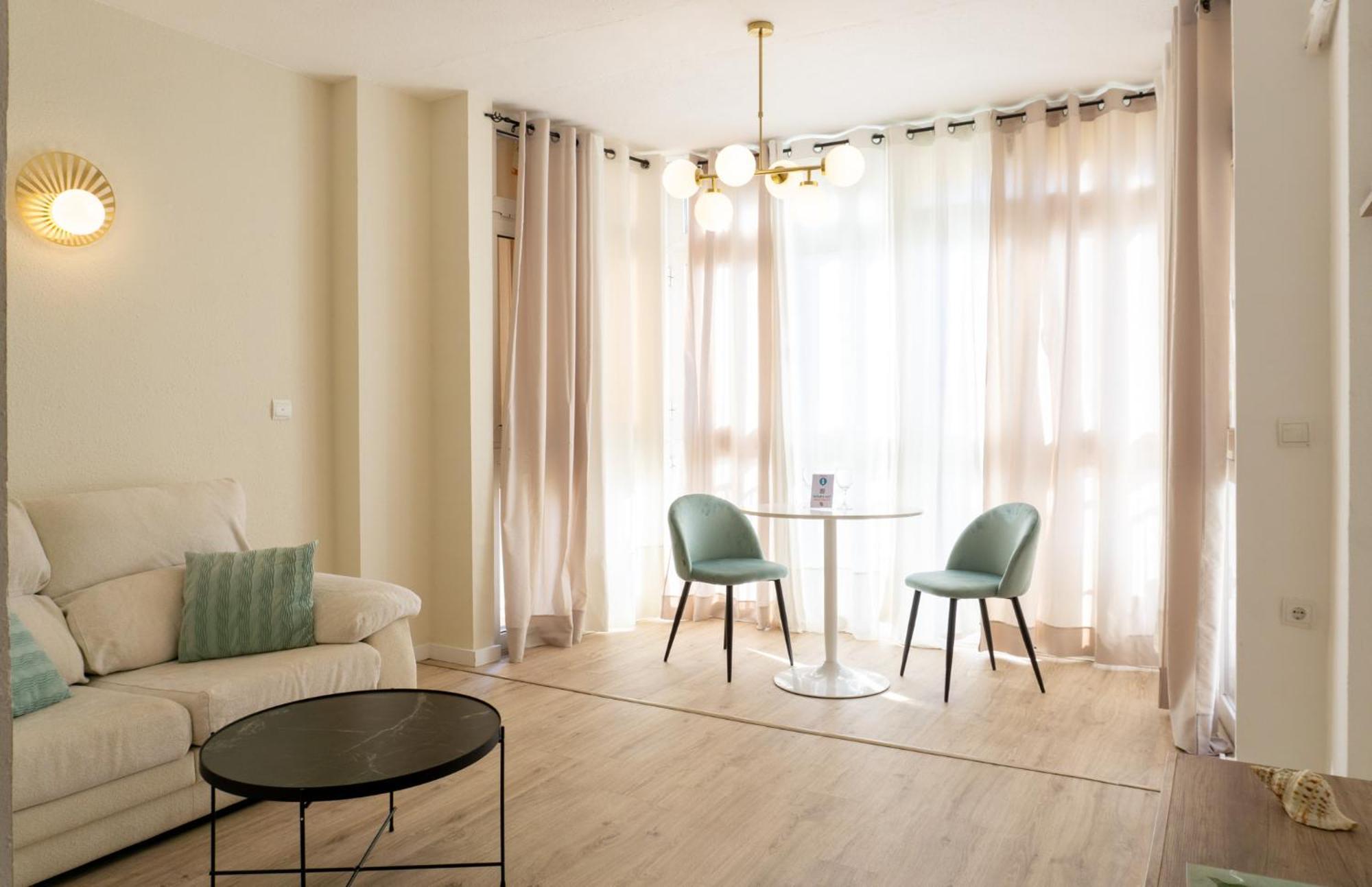 Apartamento Picasso توريمولينوس المظهر الخارجي الصورة